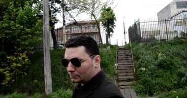 Stire din Diverse : "Darius",  invitație la film
