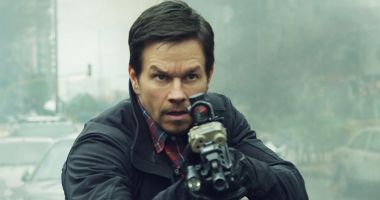 Stire din Cultură-Educație : Mark Wahlberg vă invită  să vă aventurați într-o "misiune secretă"