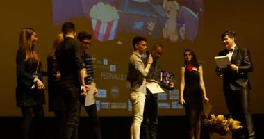 Stire din Cultură-Educație : Filmmic - argument pentru educație. Încep înscrierile la festivalul de scurtmetraj pentru liceeni