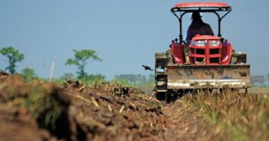 Stire din Economie : Finanțare de 309 milioane de lei pentru motorina din agricultură