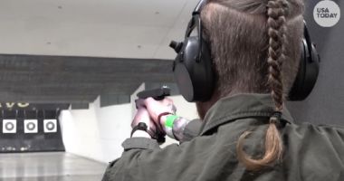 Stire din Actualitate : Finlanda se pregătește de război: Mii de oameni învață să folosească armele