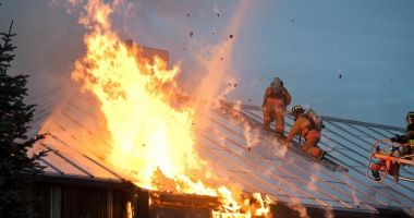 Stire din Eveniment : Un incendiu a izbucnit la un cămin de bătrâni, în Sâmbăta Mare