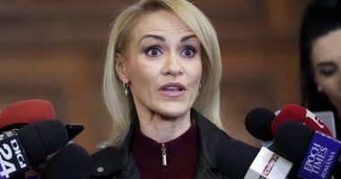 Stire din Social : Ministrul Familiei: Avem în lucru o lege pentru protejarea copiilor de pericolele internetului