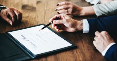 Stire din Economie : Firmele care nu își declară beneficiarii reali vor fi dizolvate