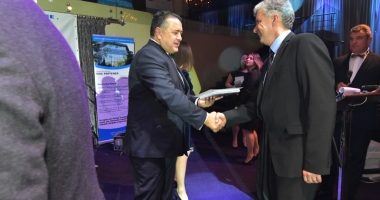 Stire din Economie : Firmele premiante din cercetare, industria extractivă și industria alimentară