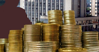 Stire din Economie : Disponibilizații din Fisc  dau statul  în judecată