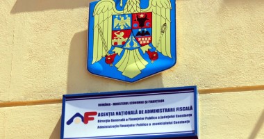 Stire din Economie : Când poate considera Fiscul că ai făcut o tranzacție "artificială"