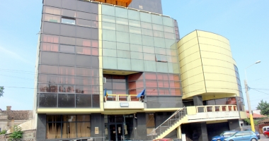 Fiscul constănțean vinde peste un milion de produse, la prețuri de câțiva lei - 2
