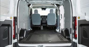 Stire din Economie : Fiscul constănțean vinde terenuri, hale industriale, o flotilă de autovehicule și multe mărunțișuri