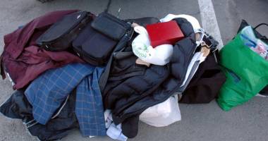 Jefuiau bătrâni după ce le spuneau povești lacrimogene - 8