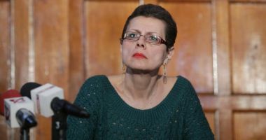 Stire din Eveniment : Curtea de Apel București / Decizie în disputa Adina Florea - Augustin Lazăr