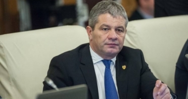 Stire din Sănătate : Ministrul Sănătății s-a întâlnit cu pacienții afectați de scleroză multiplă