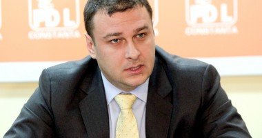 Stire din Politică-Administrație : "La USL totul iese negativ, inclusiv rectificarea bugetară"
