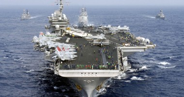 Stire din Actualitate : Flota americană, pregătită pentru un atac puternic împotriva regimului sirian
