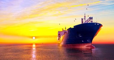 Stire din Economie : Flota comercială a României, acum 20 de ani. Dedesubturile afacerii "Petromin - Forum Maritime"