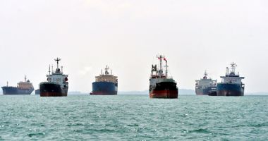 Stire din Economie : Flota comercială a României, acum 20 de ani. Dedesubturile afacerii "Petromin - Forum Maritime"