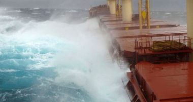 Stire din Social : Flota comercială a României, acum 20 de ani. Aventuri pe cargoul "Călărași" (VIII)
