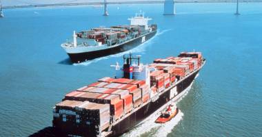 Stire din Economie : Flota de containere  își încetinește creșterea