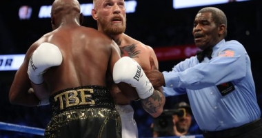 GALERIE FOTO. Mayweather vs. McGregor / Victorie pentru Mayweather, prin KO Tehnic, în Runda 10 - 4