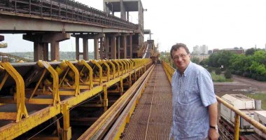 Stire din Economie : Fluturii, păsările și iepurii pun stăpânire pe terminalul Comvex