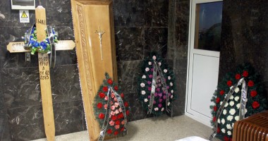 A murit medicul care a purtat de grijă copiilor, delfinilor și sufletului - 2