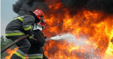 INCENDIU PUTERNIC LA CONSTAȚA. O persoană a decedat!