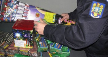 Stire din Eveniment : Polițiștii ies în control: verifică dacă se vând petarde