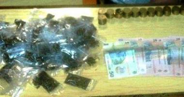 Focuri de armă pentru prinderea unui infractor