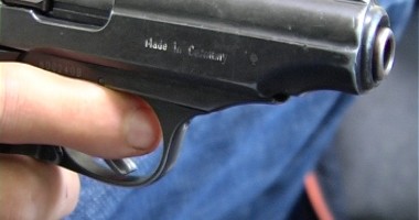 Stire din Eveniment : Băneasa: Un bărbat s-a împușcat cu un pistol furat din Poligonul Tunari
