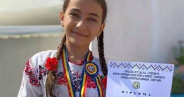 Cine sunt laureaţii Festivalului Național „Dobroge, vatră de folclor” - 2