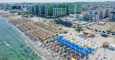Stire din Social : Scandal pe tema plajelor de la Năvodari! Operatorii economici cer suspendarea licitațiilor
