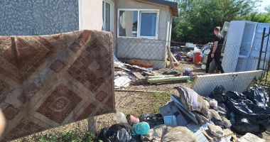 Nedumerirea bieților sinistrați din Amzacea. "Oare ne ajută cu ceva vizita ministrului?" - 2