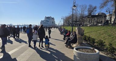 Stire din Social : Constănțenii, despre orașul lor. Pseudo-chestionar lansat de o bucureșteancă