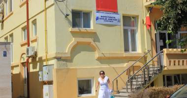 Stire din Cultură-Educație : Cad noi capete de directori! De ce tace Inspectoratul Școlar