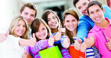 Stire din Cultură-Educație : După balamucul de la Bac, studenția bate la ușă!