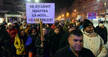 Stire din Politică-Administrație : Ce a înțeles PSD din furia românilor. Sau cât ar putea costa tăcerea unui popor