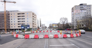 Stire din Eveniment : Constanța, "capitala" sensurilor giratorii. "Este cea mai bună soluție pentru traficul din România"