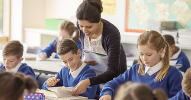 Stire din Cultură-Educație : Cine îi mai educă pe elevi? Criză de profesori, la Constanța