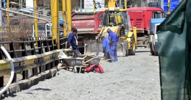 Podul de la Butelii, din nou șantier în lucru! "Un om lucrează, ceilalți se uită pe cer" - 2