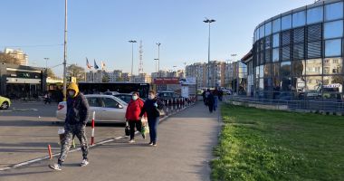 Stire din Social : Carantină parţială, în întreaga ţară, de luni. Ce restricţii sunt impuse