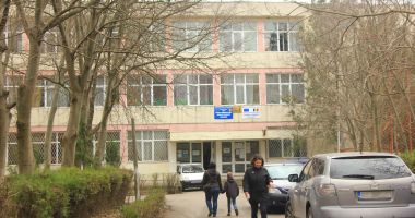 An nou, directori noi în şcolile din Constanţa. Profesorii contestă numirile făcute de inspectorat - 5