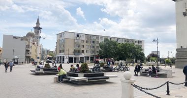 Stire din Social : Valul 3 de COVID a ajuns la malul mării. Constanţa, la un pas de noi restricții