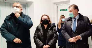 Stire din Social : Ministrul Alexandru Rafila, prezent la Constanța. "E un PERICOL să deschidem spitalul acum!"
