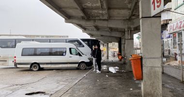 Stire din Politică-Administrație : Autogările nimănui! „Unde sunt panourile de informare şi orarul autobuzelor?”