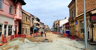 Stire din Social : Bani de la primărie, pentru renovarea clădirilor istorice din peninsulă şi centrul Constanţei