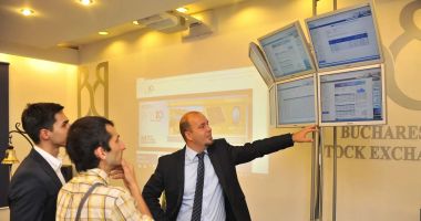 Stire din Economie : Numărul investitorilor de pe piața românească de capital a urcat la 88.000