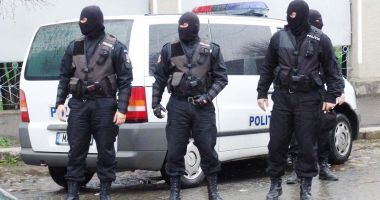 Stire din Eveniment : Retrospectiva corupției din 2022, la Constanța. Pe lista acuzaților,  polițiști, șefi de instituții și un primar