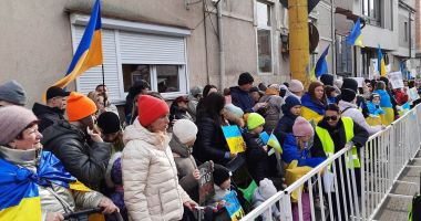 Stire din Social : Protest de amploare la Constanța, după un an sângeros pentru cetăţenii ucraineni! "Am trăit nouă luni sub ocupație rusă"