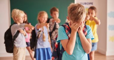 Stire din Eveniment : Alarmă în școli și grădinițe! IPJ Constanța anchetează 64 de dosare penale privind bullying-ul