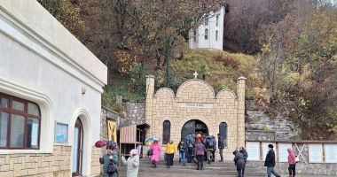 IPS Teodosie, mesaj de Sf. Apostol Andrei: "Dobrogea este farul călăuzitor al credinței" - 2